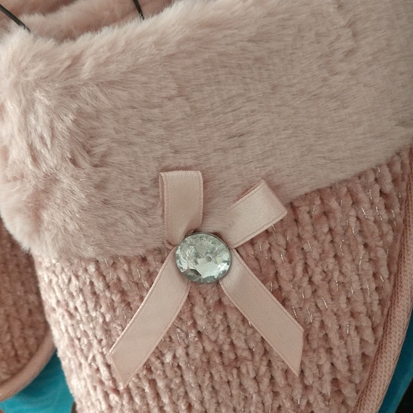 Women slippers with bow accent - Picture 4 of 5